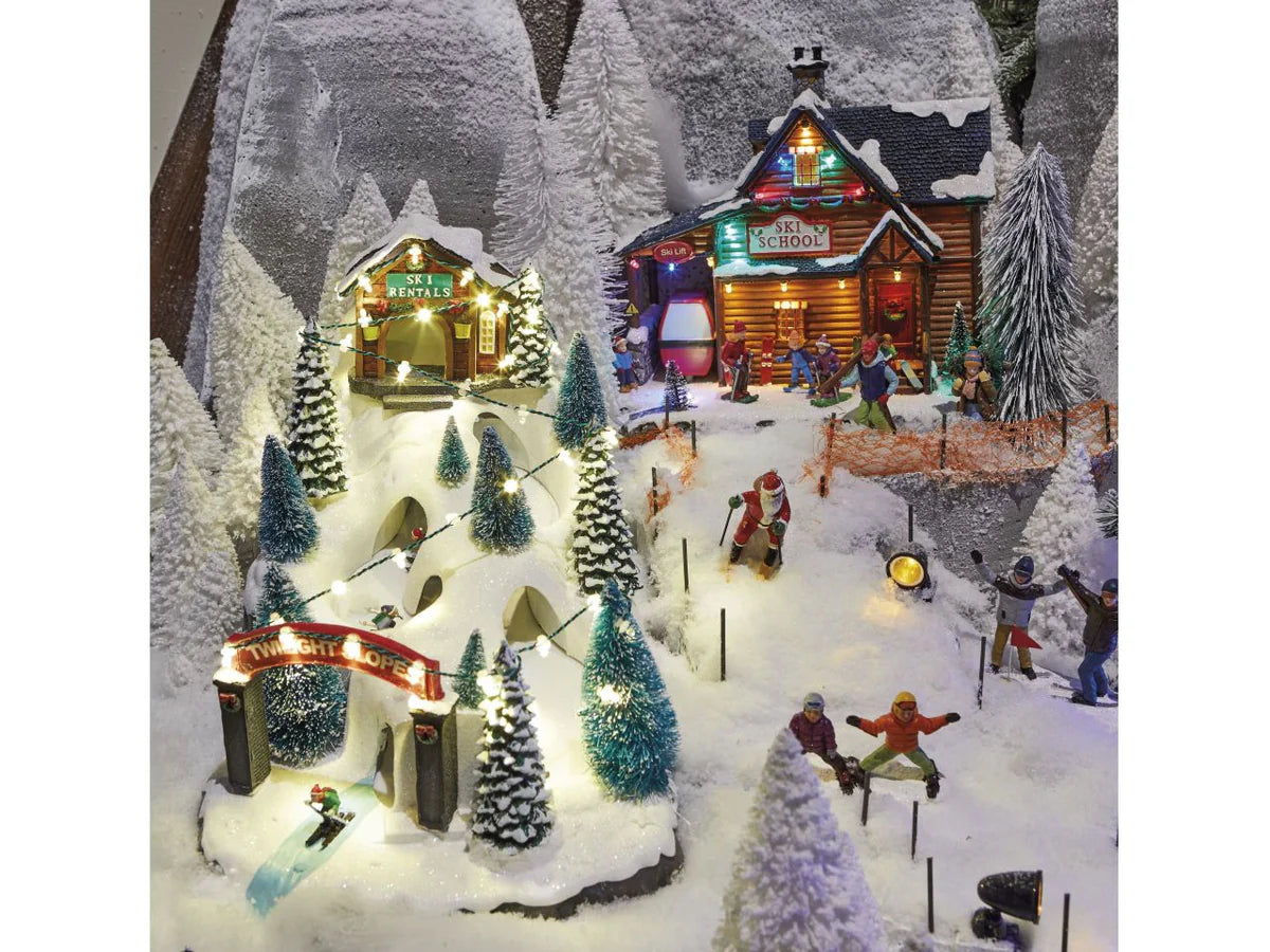 Scenografia Natalizia Luminosa LED Pista da Sci 14x21x19cm H con Scenografia e Luci Multicolori Colours Multi | Kaemingk