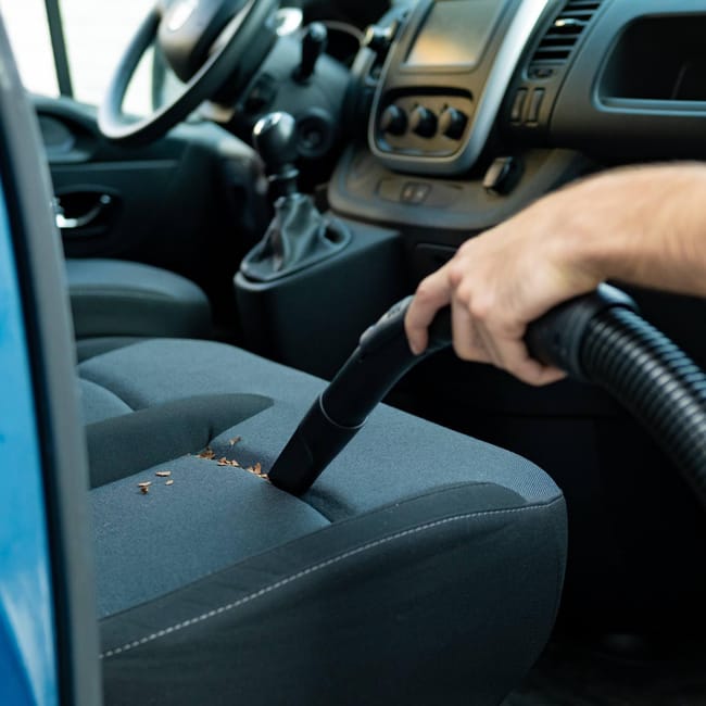 Aspiratore Solidi e Liquidi Compatto 15 Litri per Garage e Officina | Stanley SXVC15PE