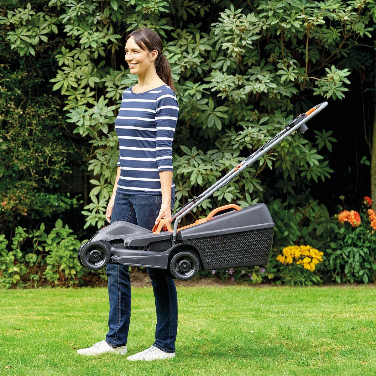 Rasaerba Black&Decker 1000W con Taglio 32 cm