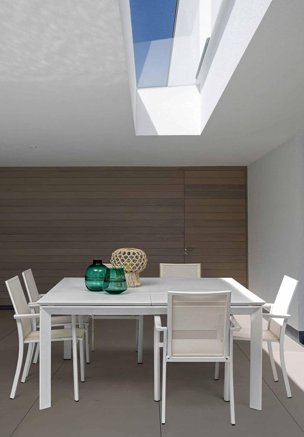 Sedia da Giardino Bizzotto Konnor con Braccioli Bianco, Struttura in Alluminio Impilabile | 56x60x88 cm