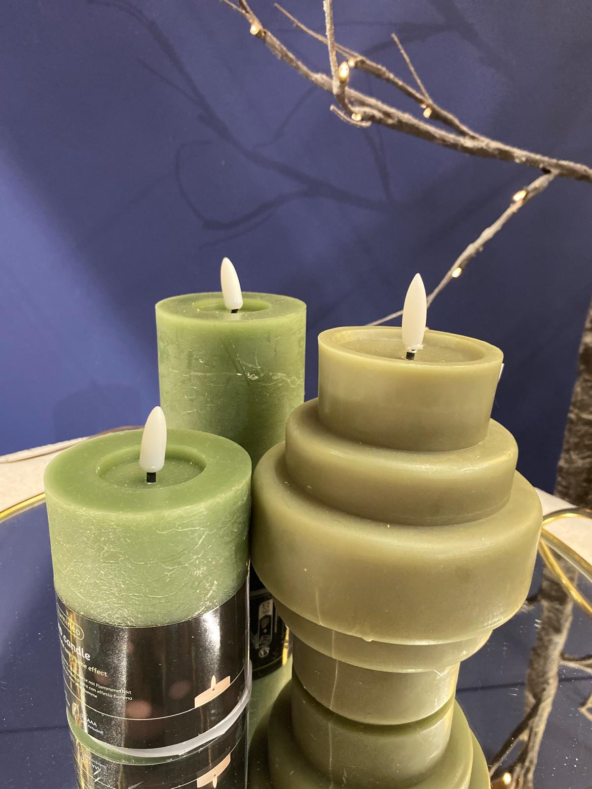 Idea regalo set 3 candele elettriche con cera verde Kaemingk