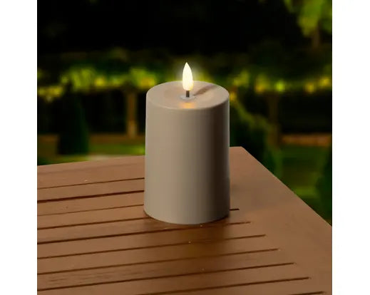Candela LED Cilindrica Kaemingk Marrone 10 cm, Candela in Vera Cera a Batteria Luce Calda | Kaemingk