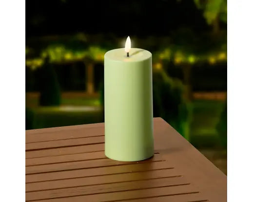 Candela LED Cilindrica Kaemingk Verde 15 cm, Candela in Vera Cera a Batteria Luce Calda | Kaemingk