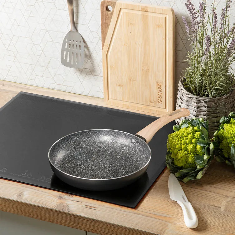 Padella Antiaderente BLACK STONE Diametro 24 cm Rivestimento Effetto Pietra, Cottura Perfetta | Kasanova