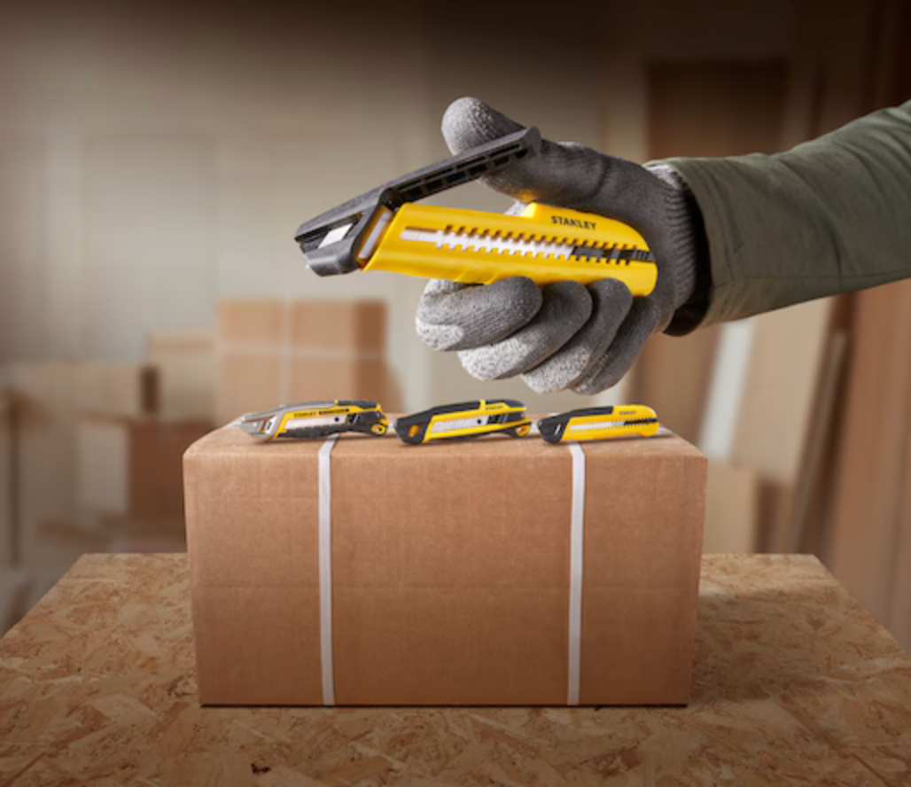 Cutter 18 mm, sistema spezzalama integrato Stanley