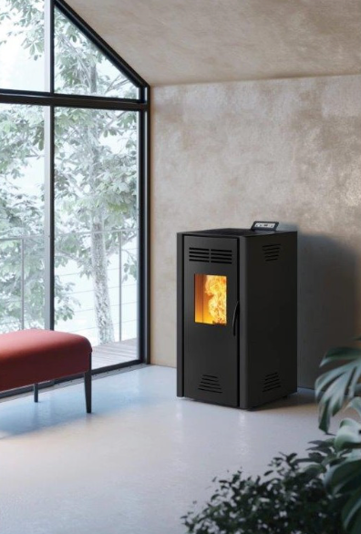 Stufa a pellet ventilata 7,3 kW 5 stelle 