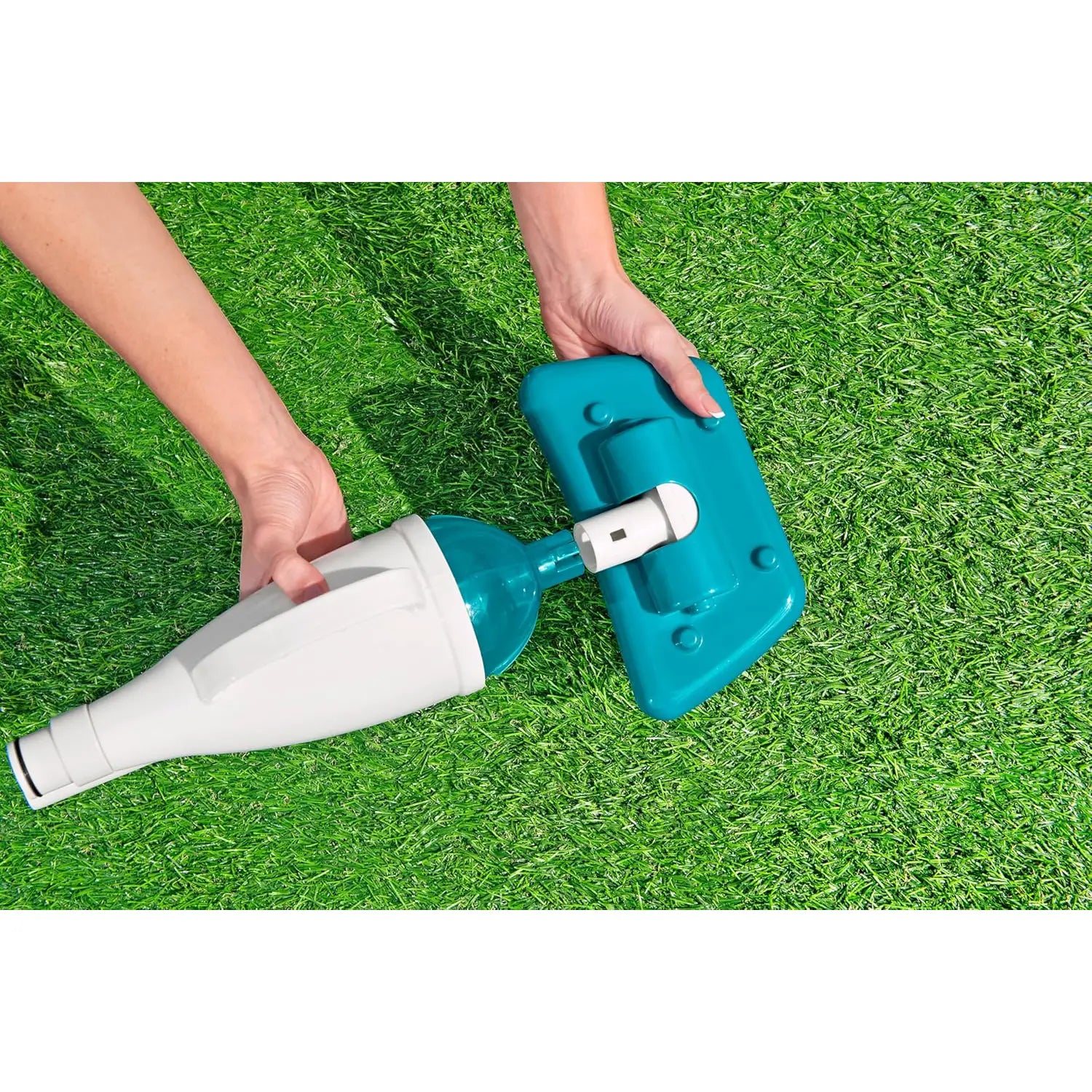 Aspiratore per Piscina Bestway AquaPristine, Kit di Pulizia Manuale con Asta Telescopica e Tubo da 6 m | Sistema di Aspirazione per Piscine Fuori Terra 5812